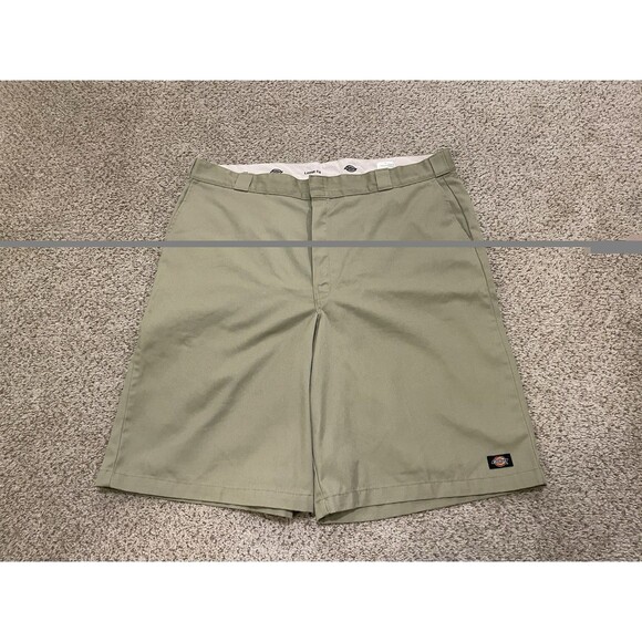 Dickies Other - Men's Dickies Flat Front Loose Fit Work Shorts Khaki Size 44